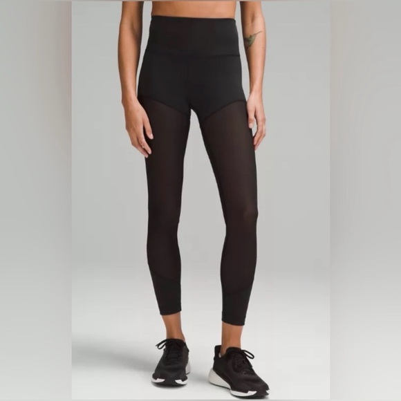 LIKE NEW Lululemon WunderTrain Mesh Legging